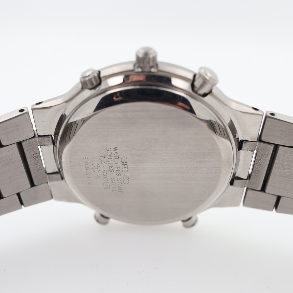 Seiko  World Time watch view 4