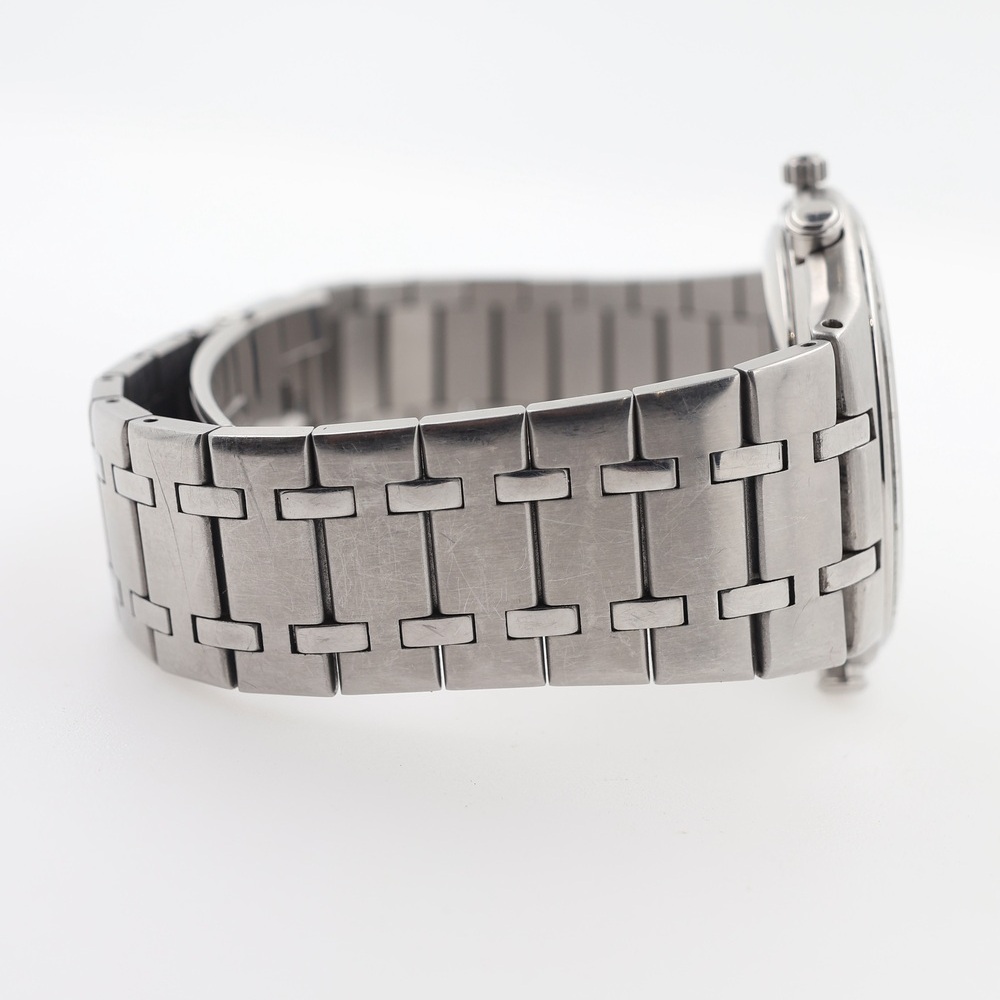 Seiko  World Time watch view 5