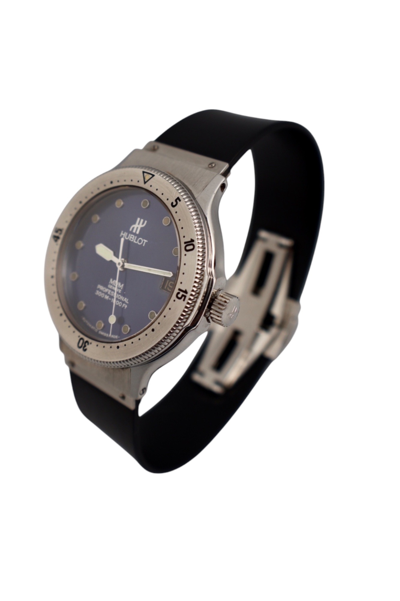 HUBLOT MDM AUTOMATIC WATCH 36MM view 2