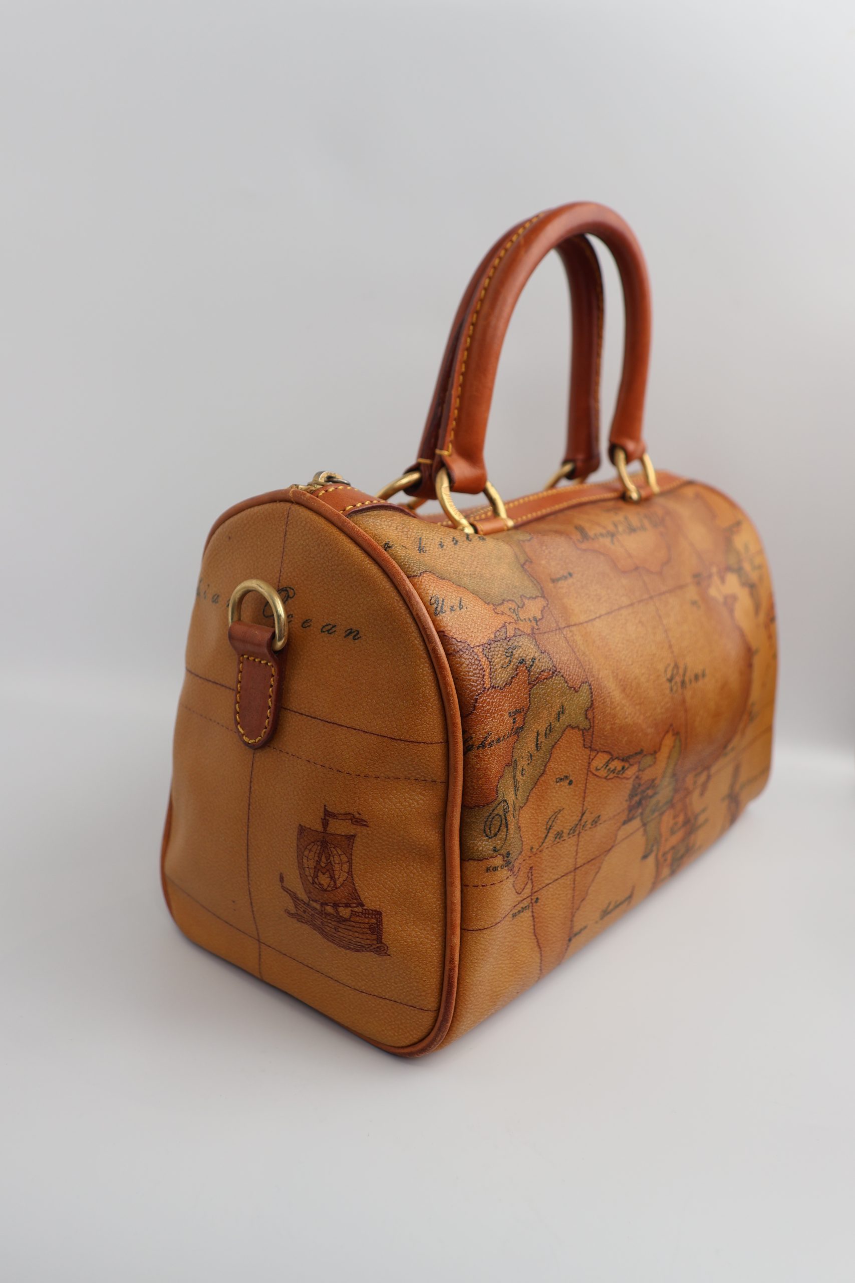 Alviero Martini Geo map Handbag/shoulder bag view 3