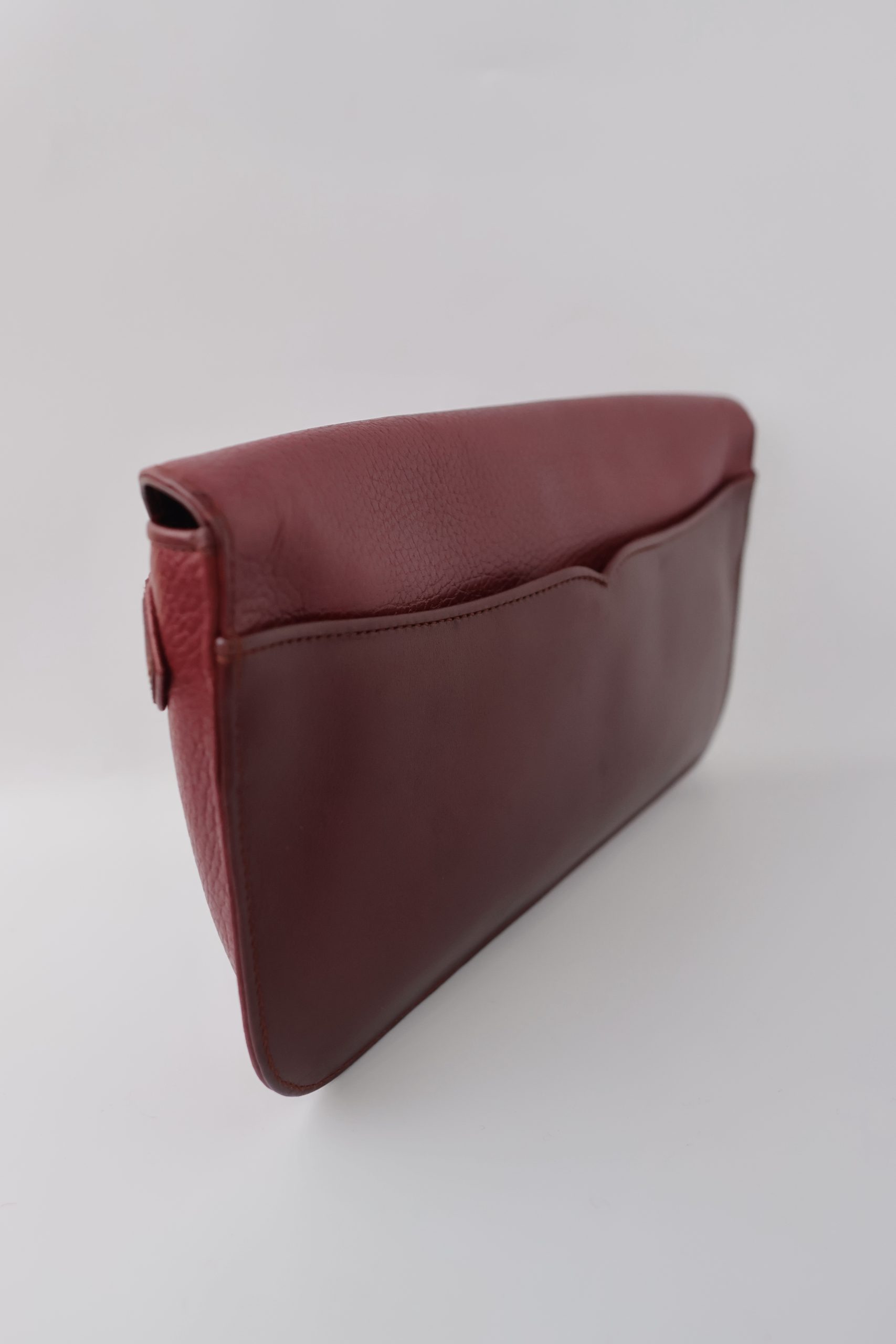 Cartier Must de Clutch bag view 3
