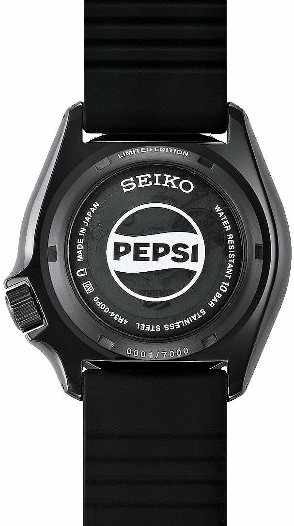 Seiko 5 Sports Pepsi  GMT Limited edition watch view 5