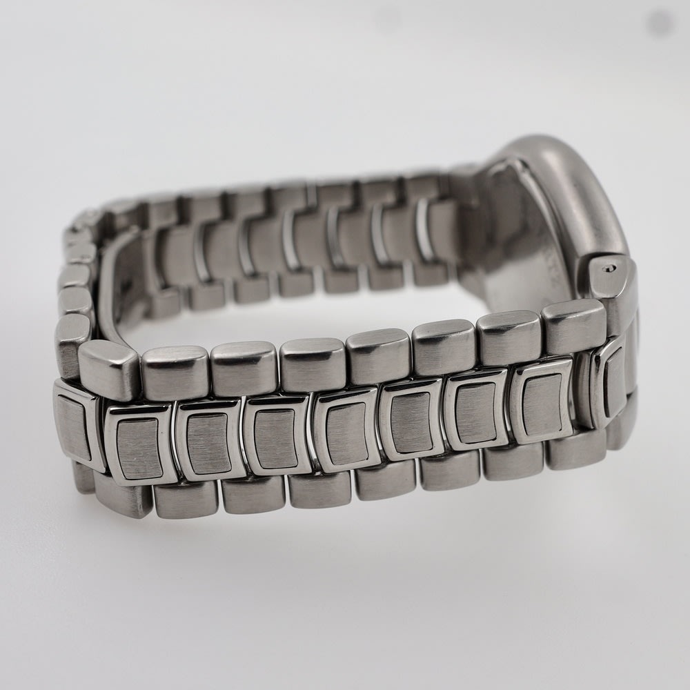Alfred Dunhill  Londinium Quartz watch view 5