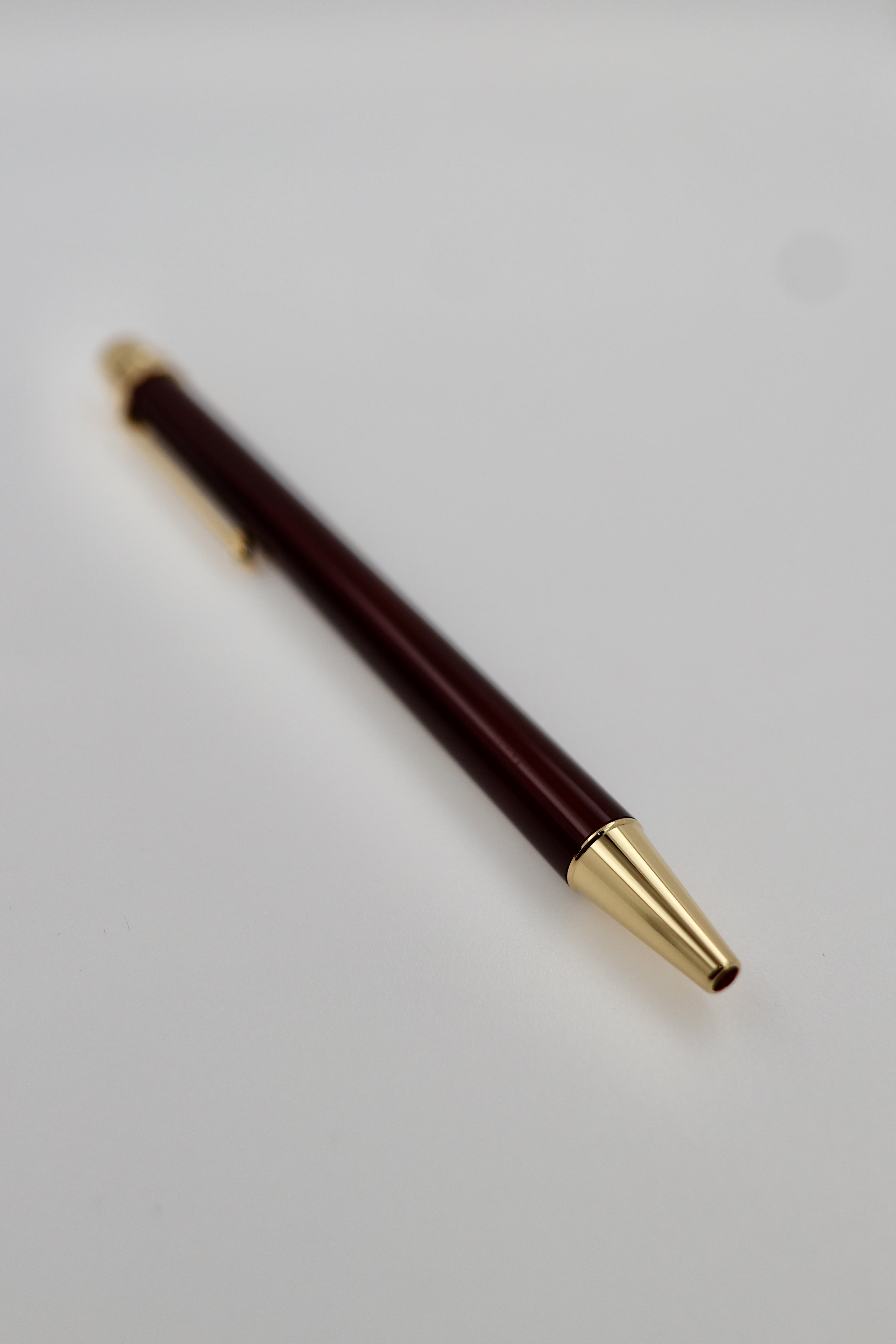 Cartier  Santos de Cartier ballpoint pen bordeaux lacquer view 4