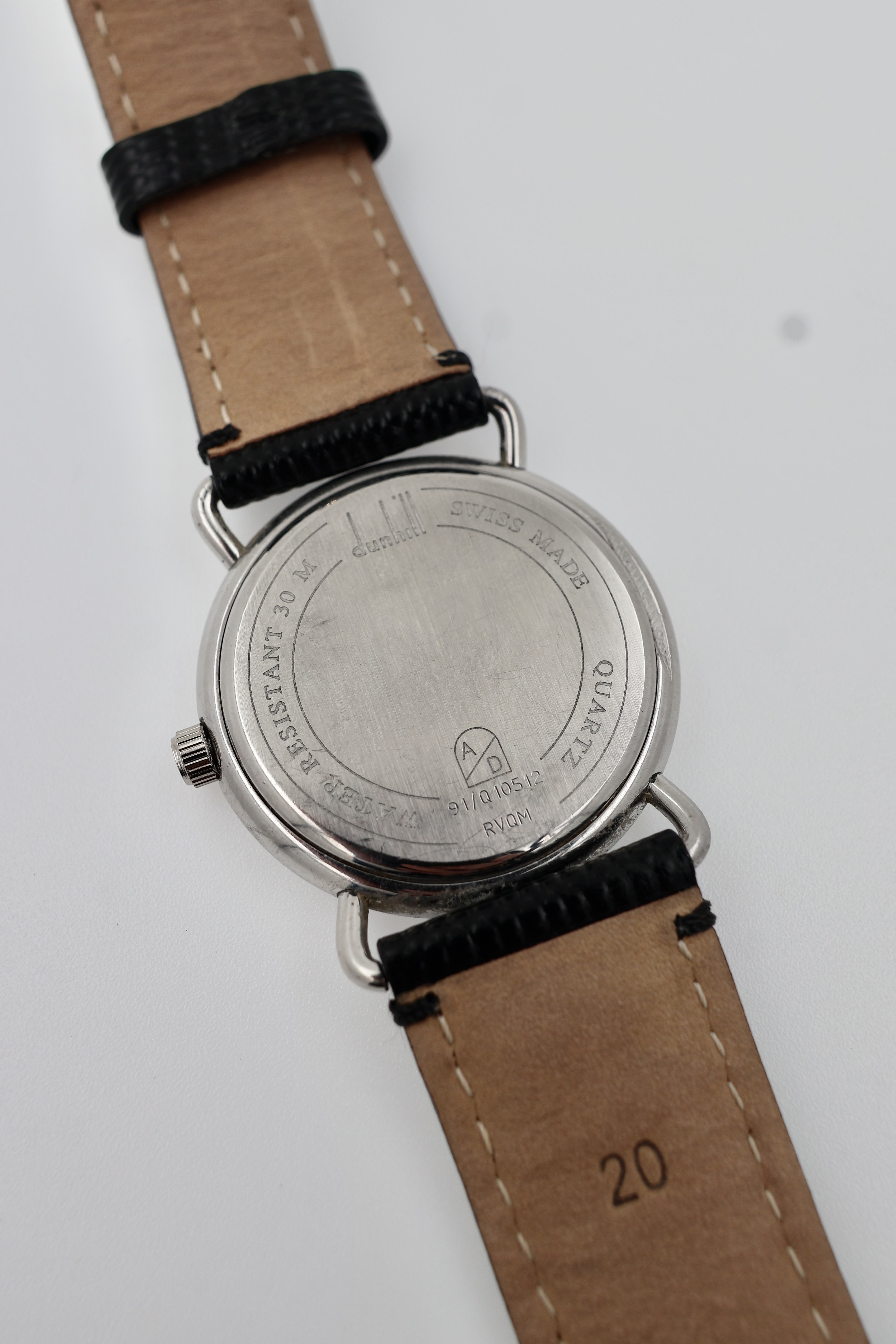 Alfred Dunhill Millennium Quartz view 4