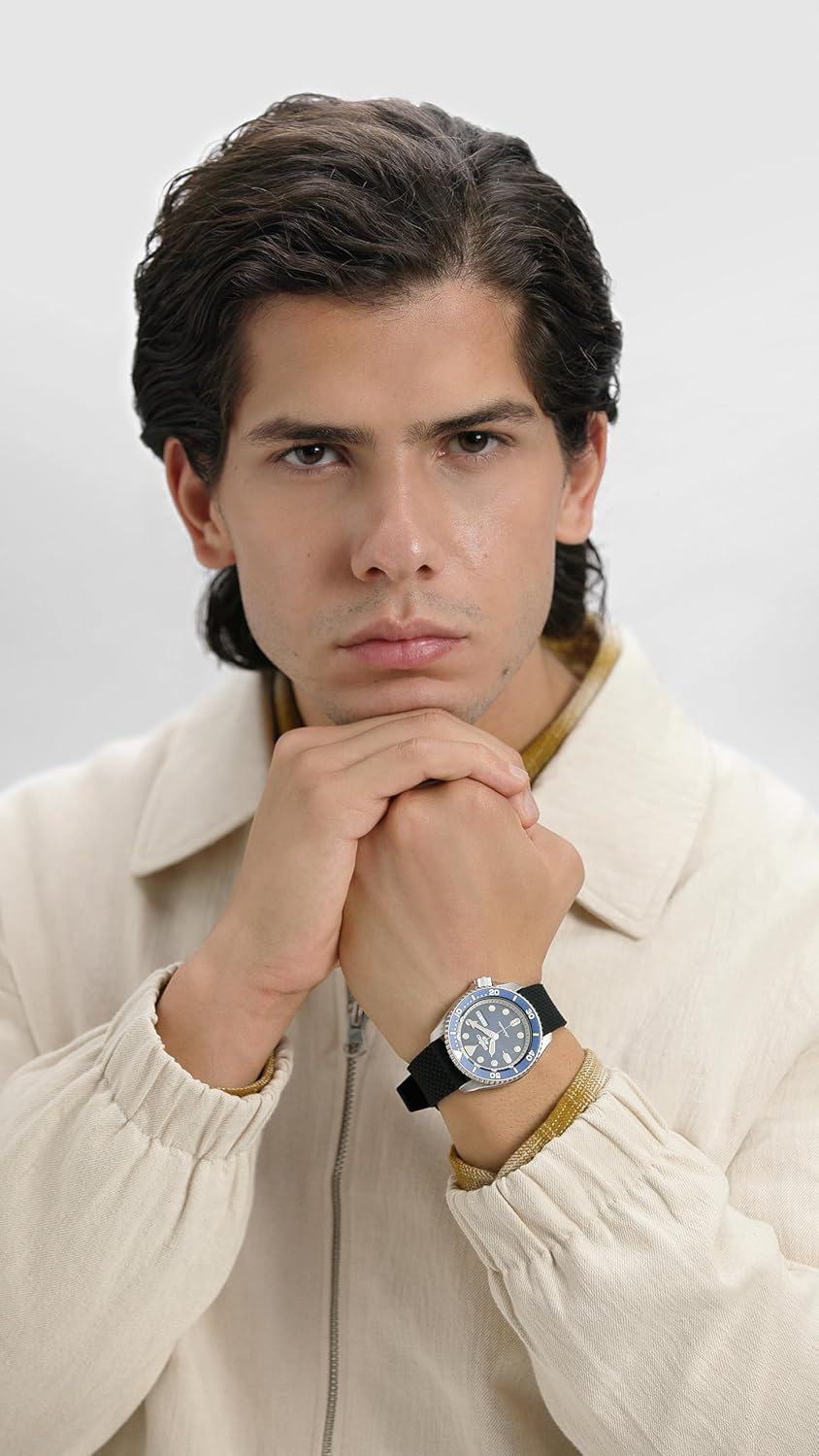 Seiko  5 Sports Automatic watch view 5