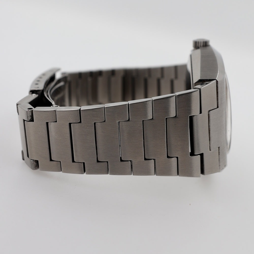 Rado Sapphire Gazelle automatic watch view 5