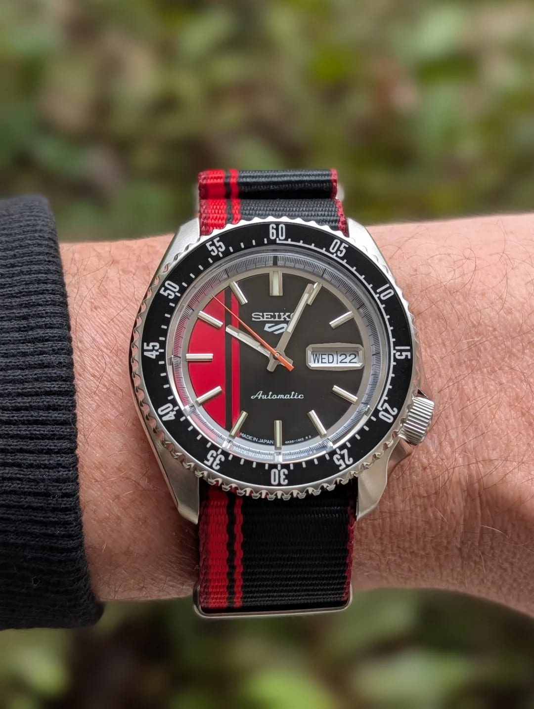 Seiko  5 Sports Automatic watch view 3