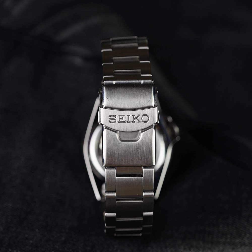 Seiko  5 Sports Automatic watch view 6