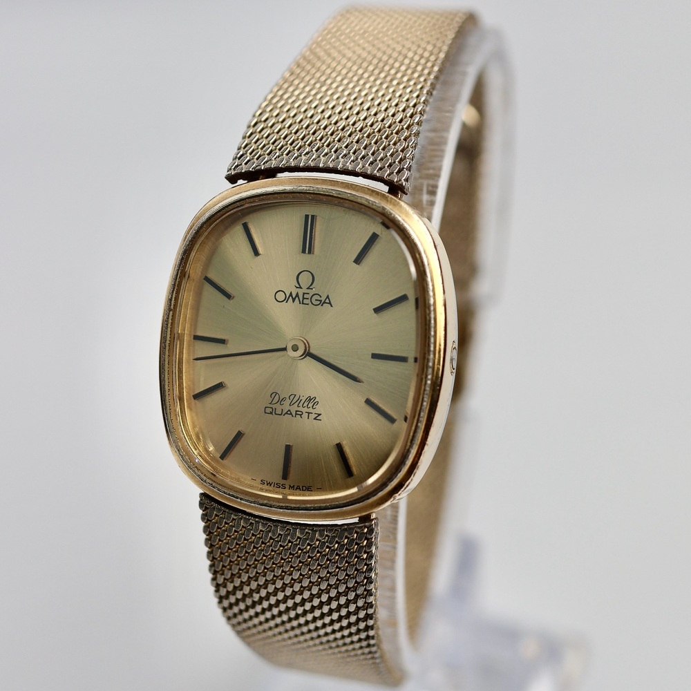 Omega De Ville Quartz view 2