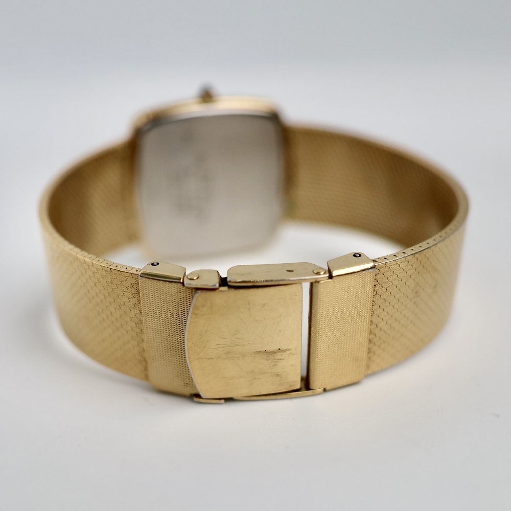 Seiko  Dolce Quartz view 4