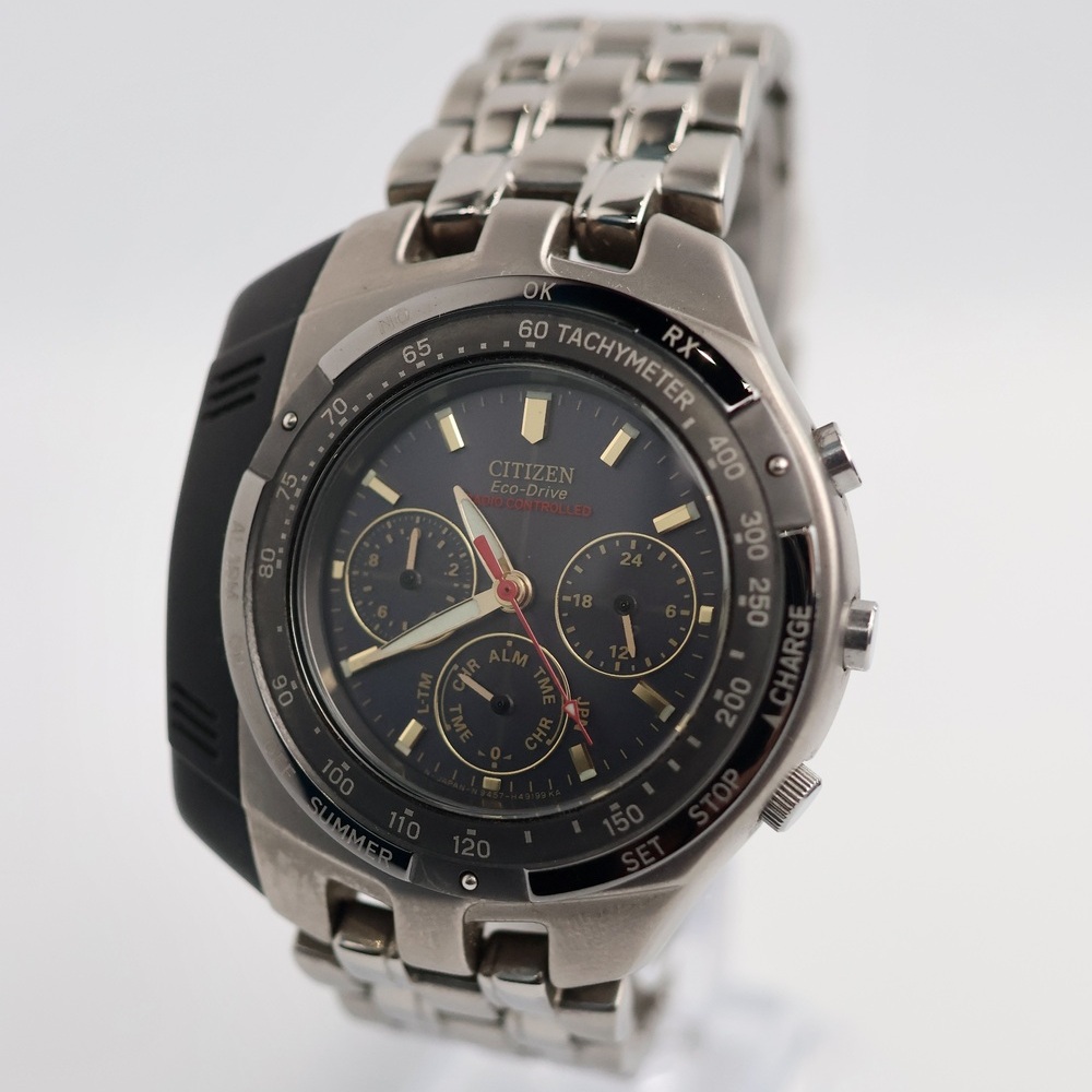 Citizen Eco-drive Titanium view 3