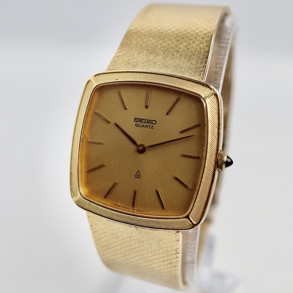 Seiko  Dolce Quartz view 2