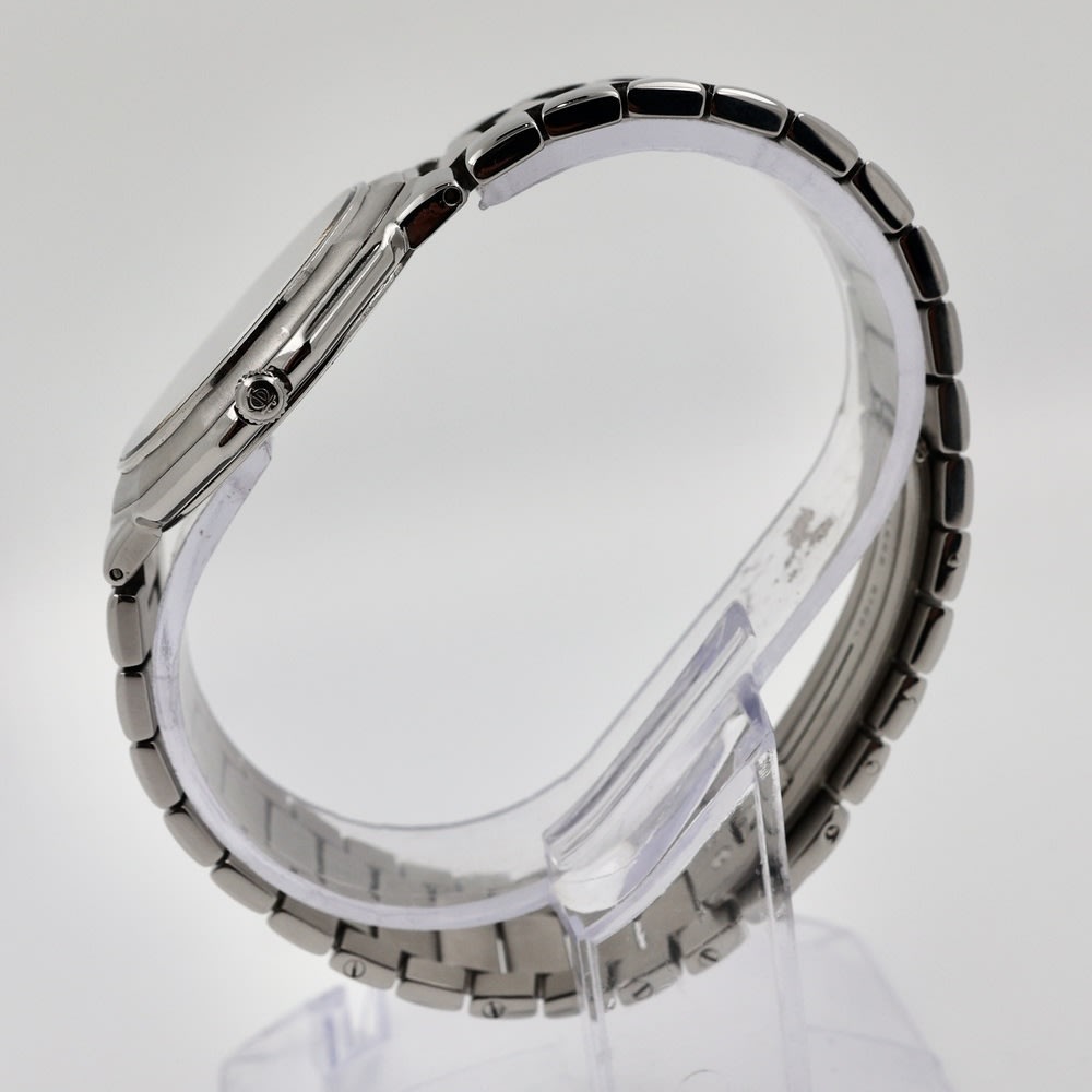 Baume & Mercier  Riviera Geneve watch view 3