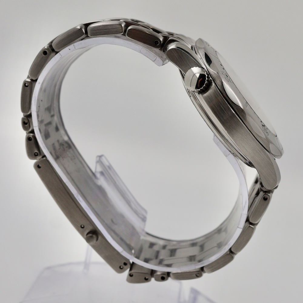 Omega  Seamaster Professional Diver 300m view 3