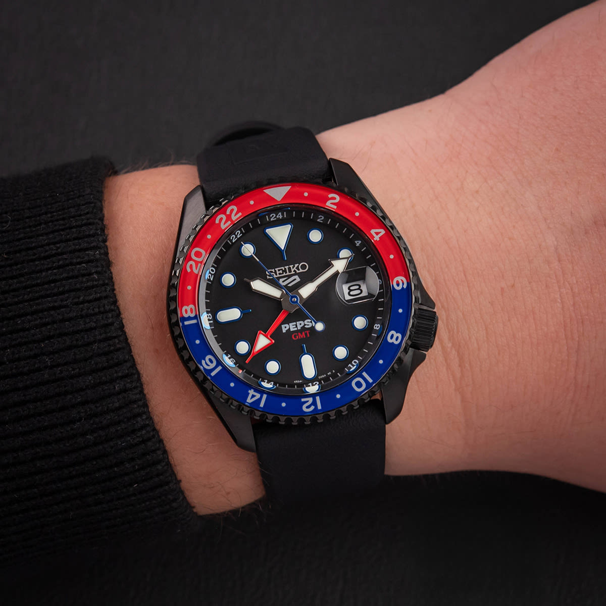 Seiko 5 Sports Pepsi  GMT Limited edition watch view 2