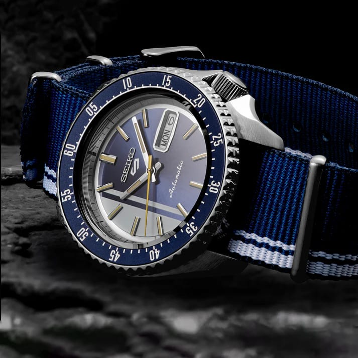 Seiko 5 Spots Automatic watch view 5