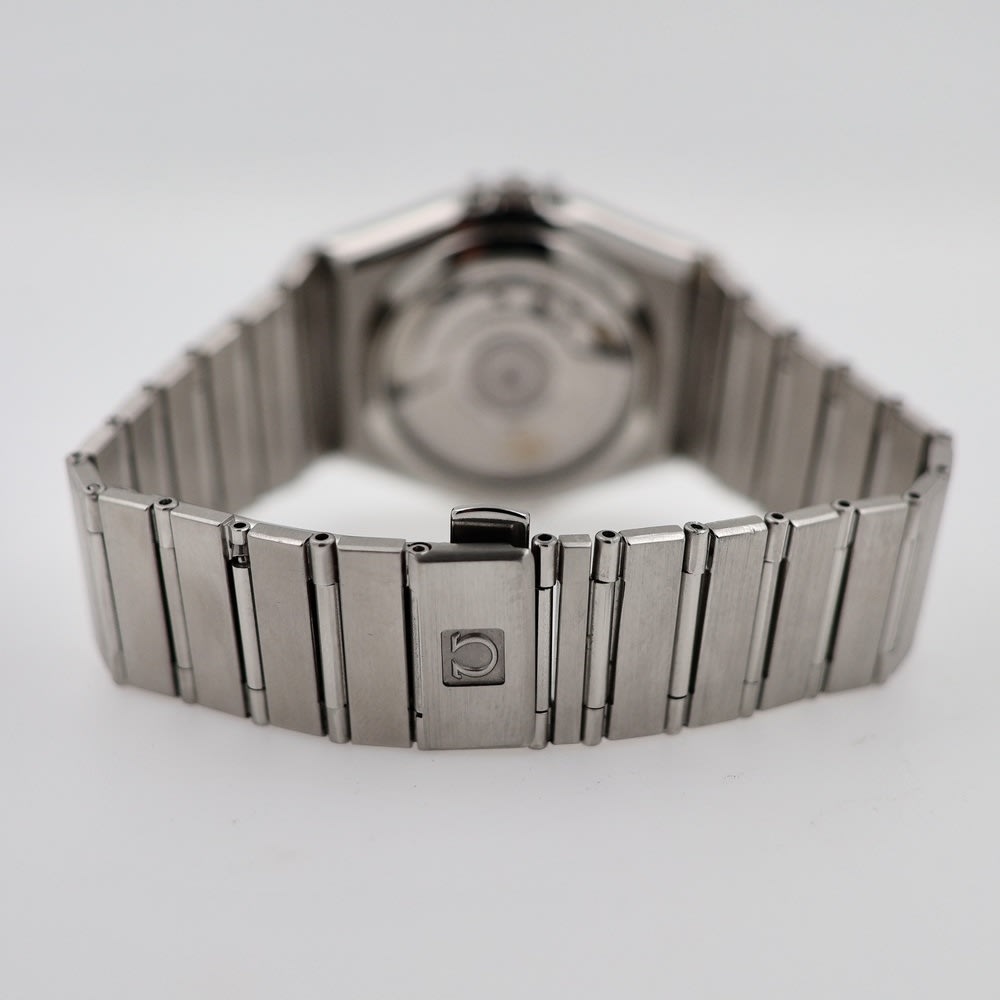 Omega Constellation Chronometer view 6