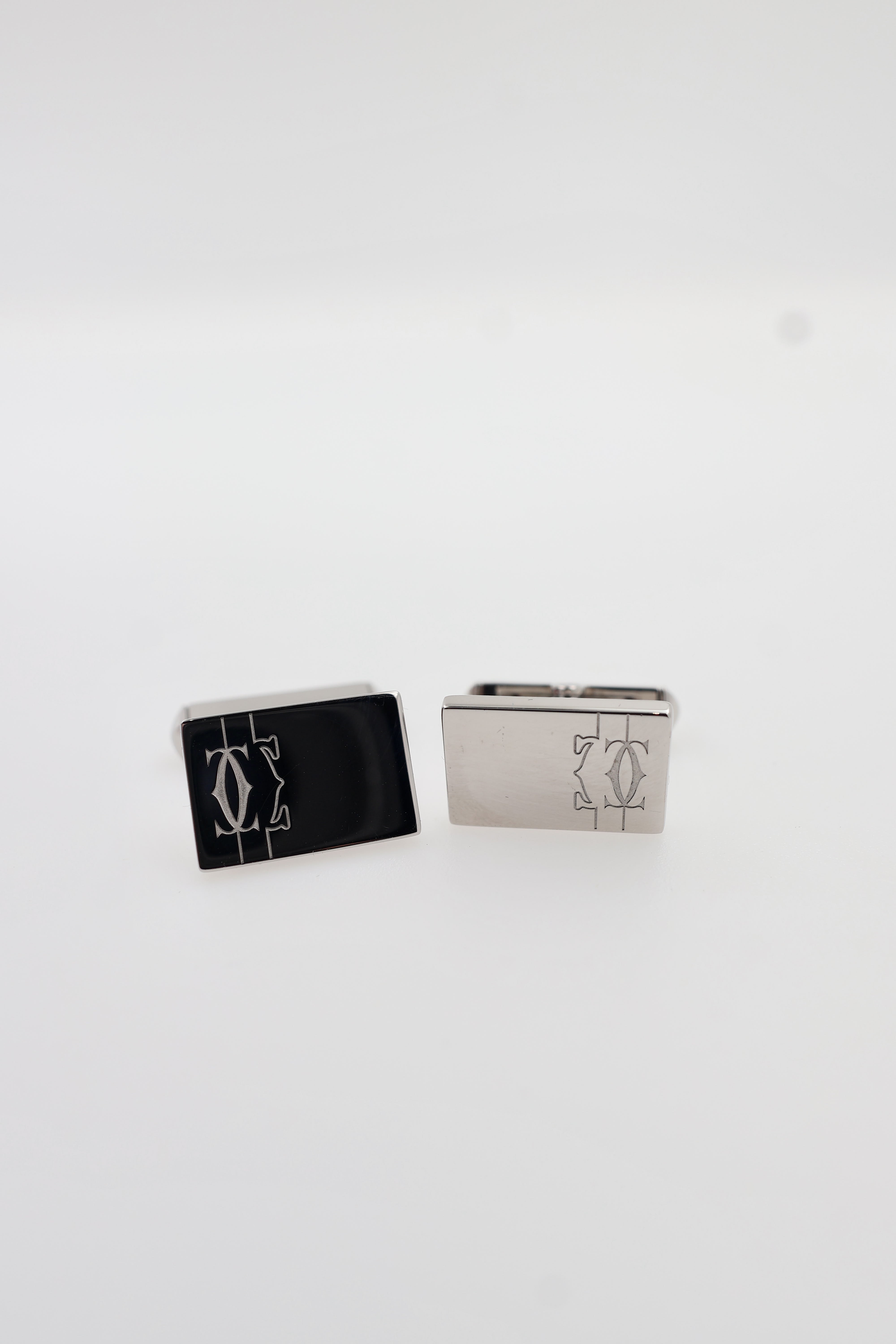 Cartier Cufflinks Double C Shaped 925 view 4