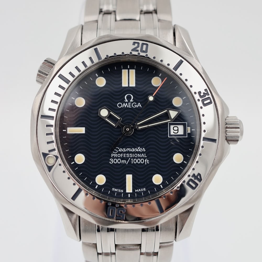 Omega  Seamaster Professional Diver 300m view 1