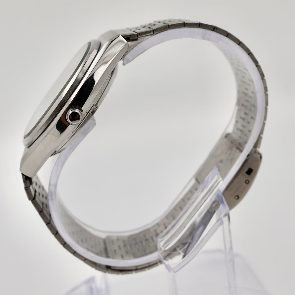 Seiko Lord Quartz watch view 2