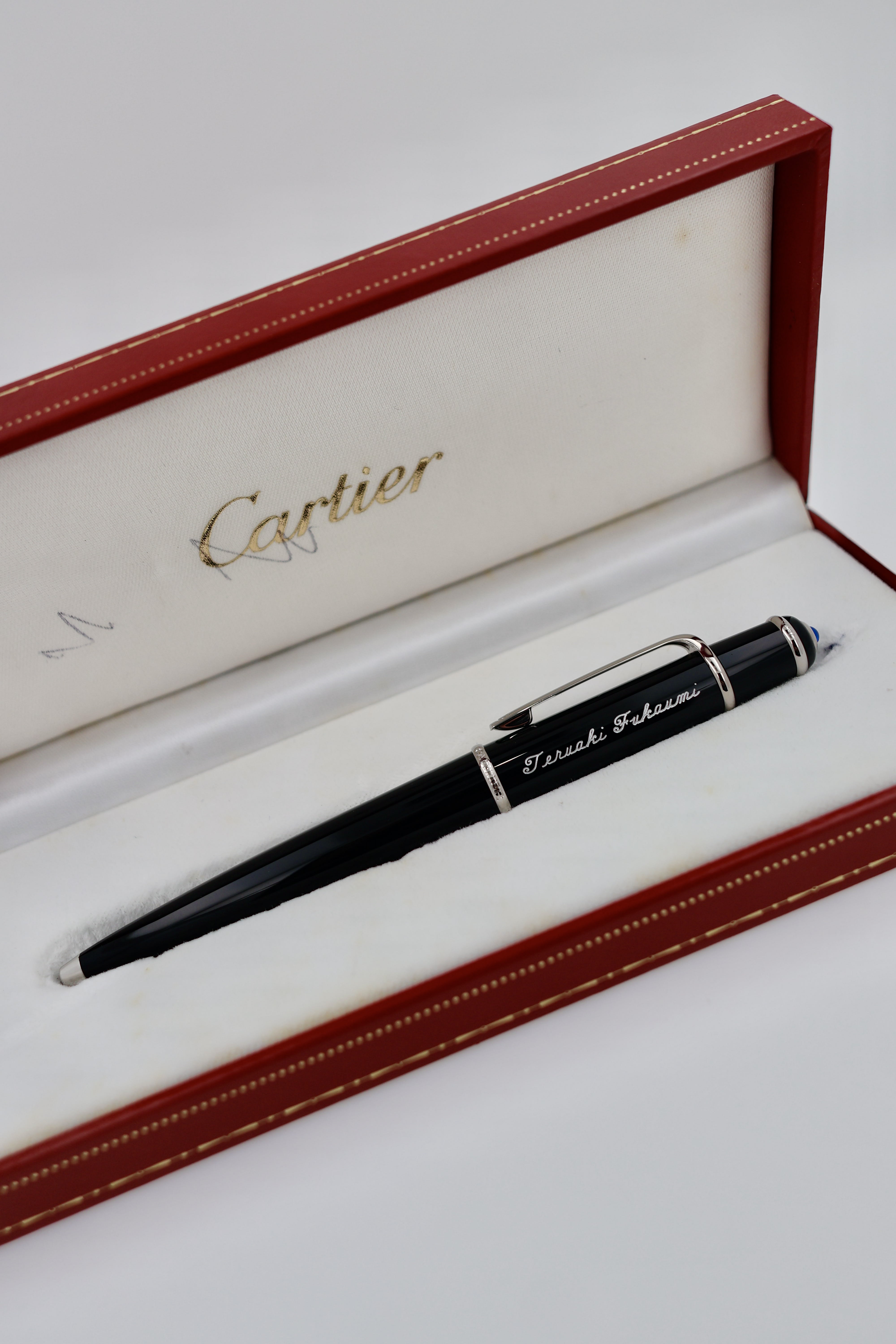 Cartier Diabolo de Cartier black lacquer ballpoint pen view 3