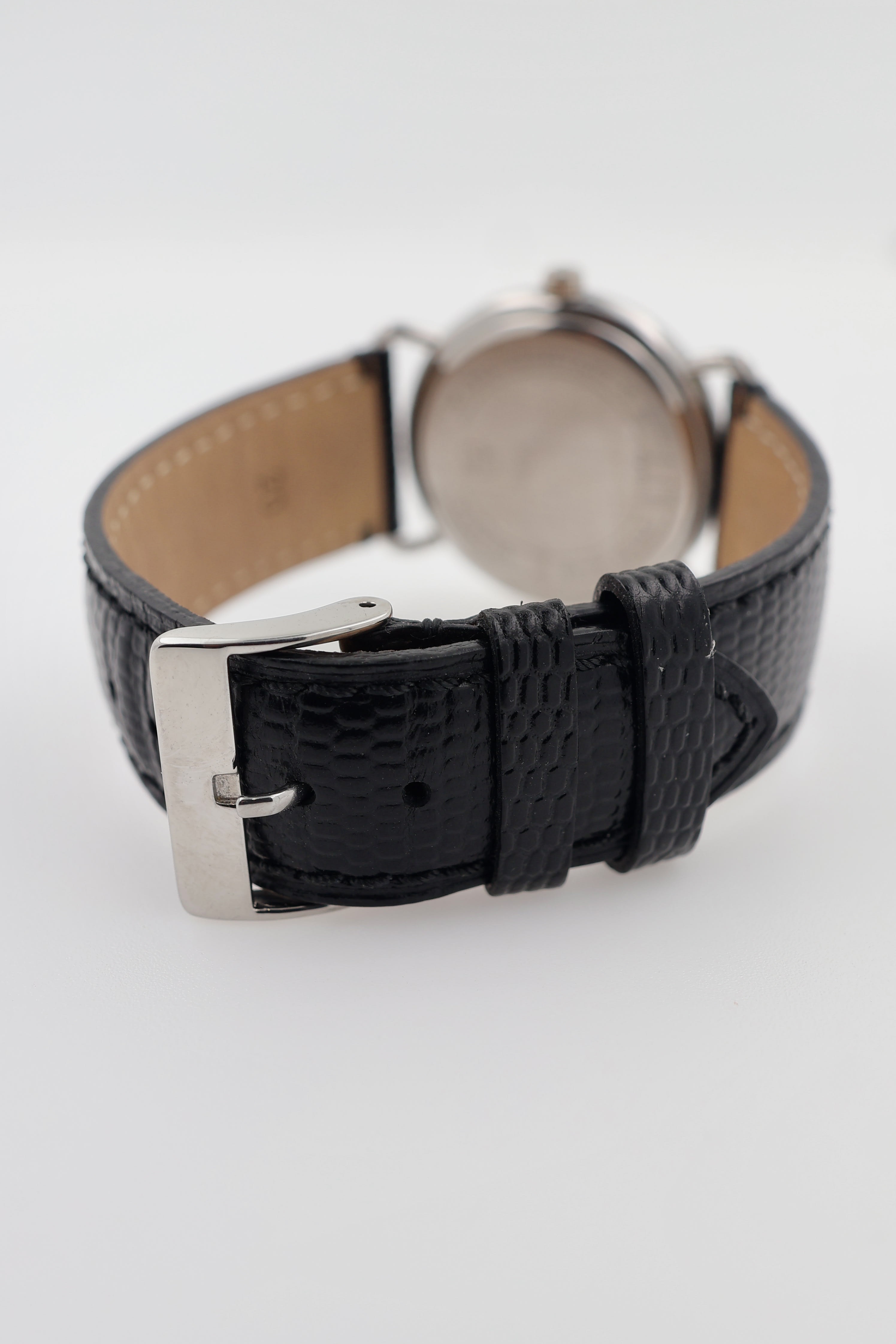 Alfred Dunhill Millennium Quartz view 6