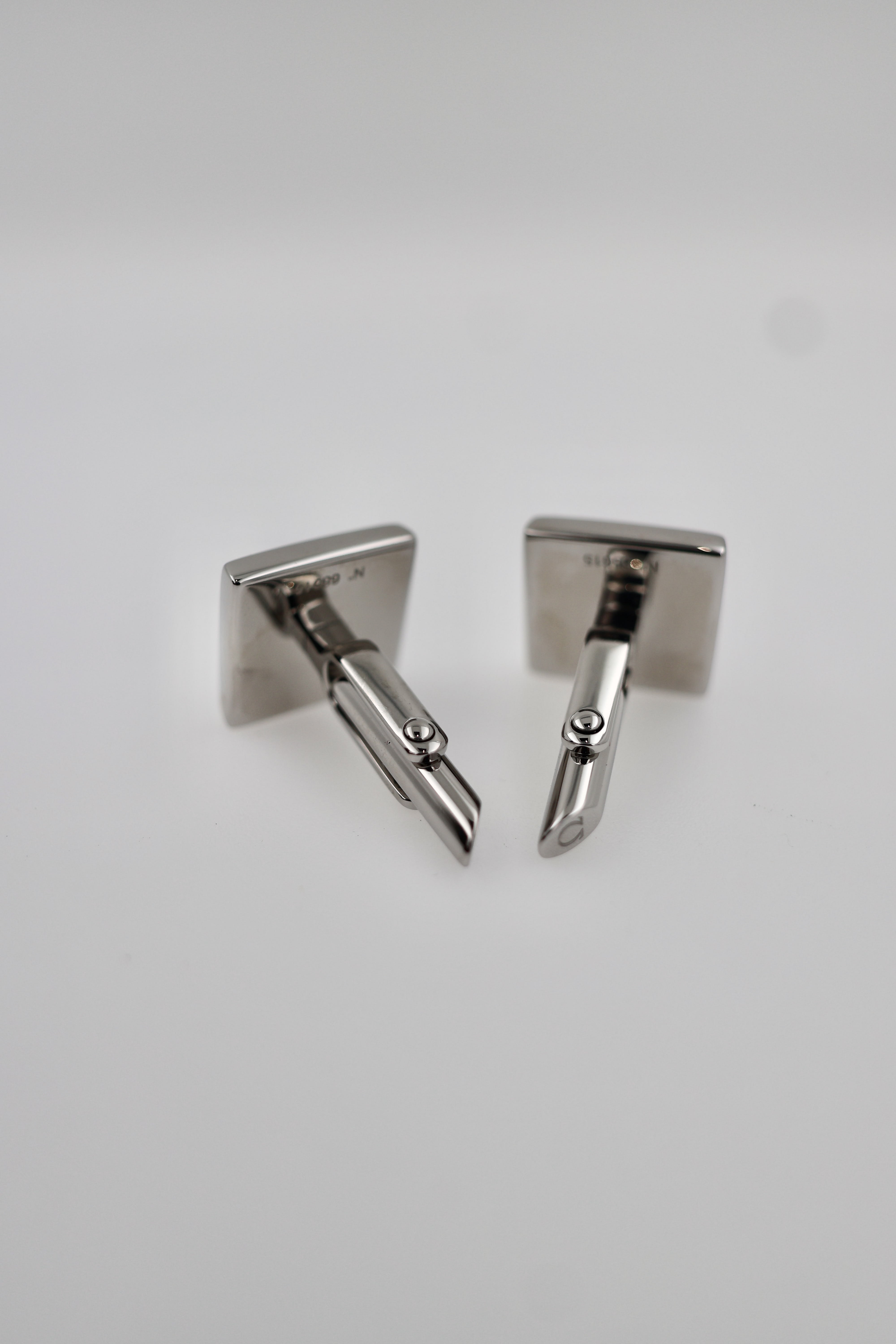 Omega Seamaster Cufflinks view 5